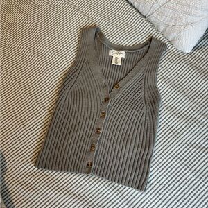 Jessica Simpson Charcoal Ribbed V-Neck Sweater Vest